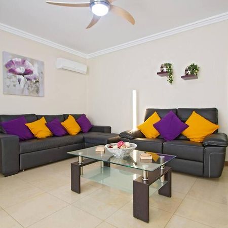 Riviera Park 2B, Central 2 Bed 卡门港 外观 照片