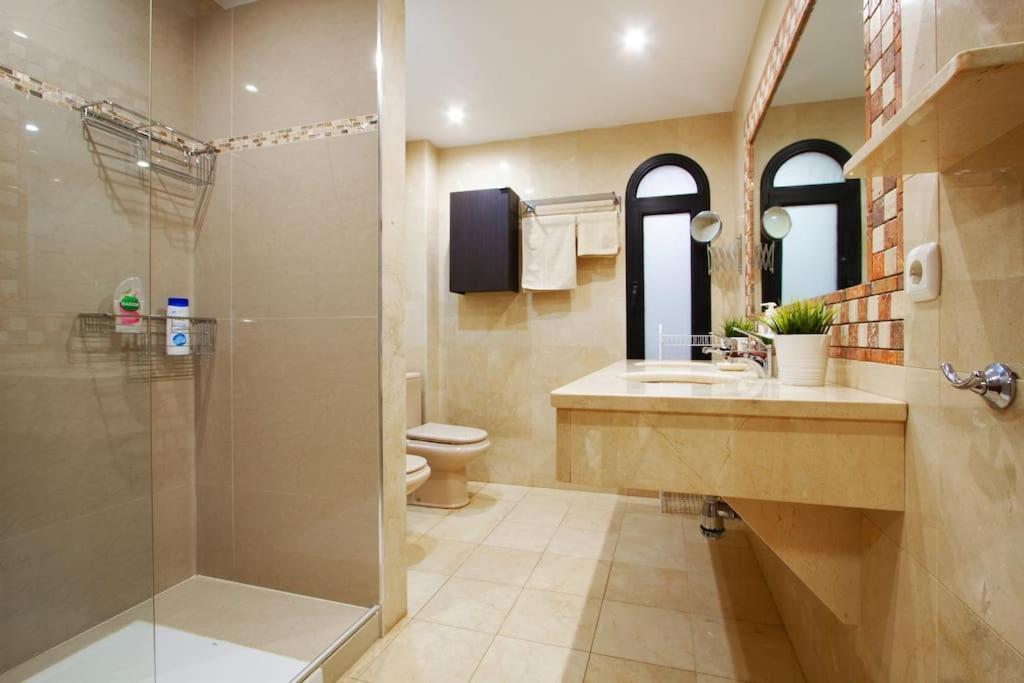 Riviera Park 2B, Central 2 Bed 卡门港 外观 照片