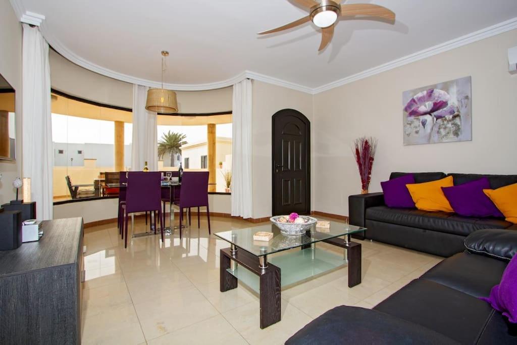 Riviera Park 2B, Central 2 Bed 卡门港 外观 照片